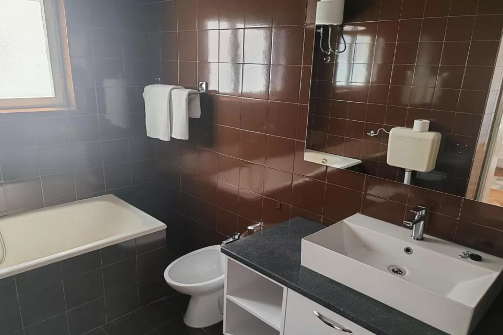 Holiday Home Ribarić - Four Bedroom Holiday Home with Terrace-Badezimmer