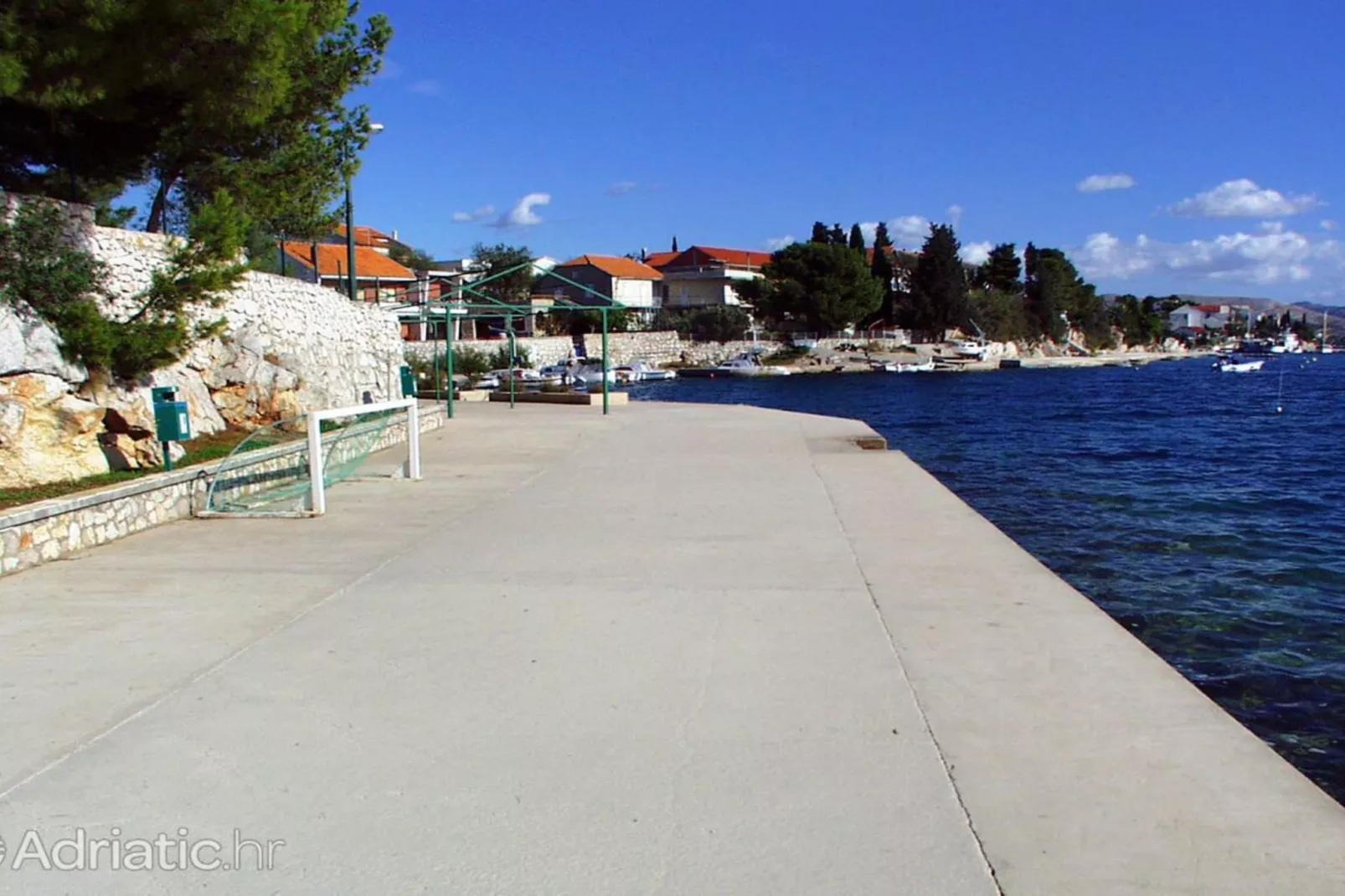 Apartment with Terrace and Sea View Brodarica - Two Bedroom Apartment with Sea View-Aussicht