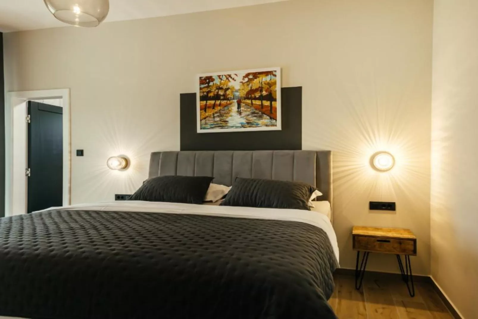 Luxury Villa Lara with Heated Pool, Hot-Tub and Sauna - Six Bedroom Villa with Pool-Bedroom