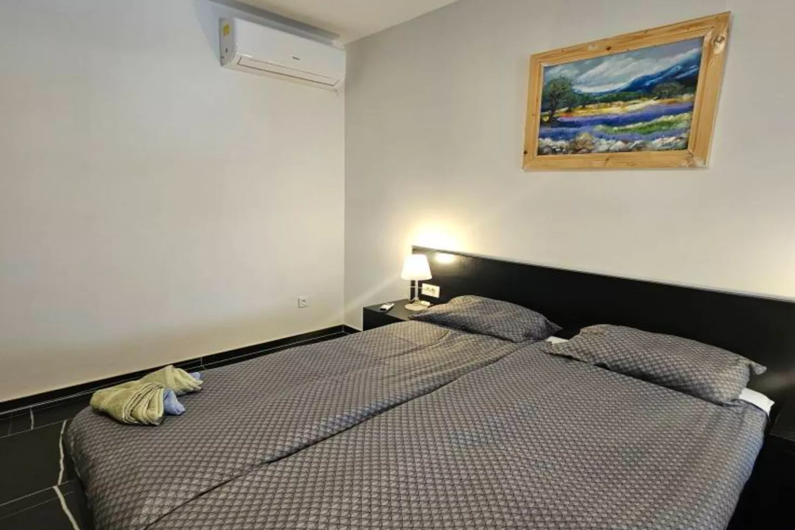 Lisko Vacation House -  Five Bedroom Holiday Home with Private Pool-Chambre