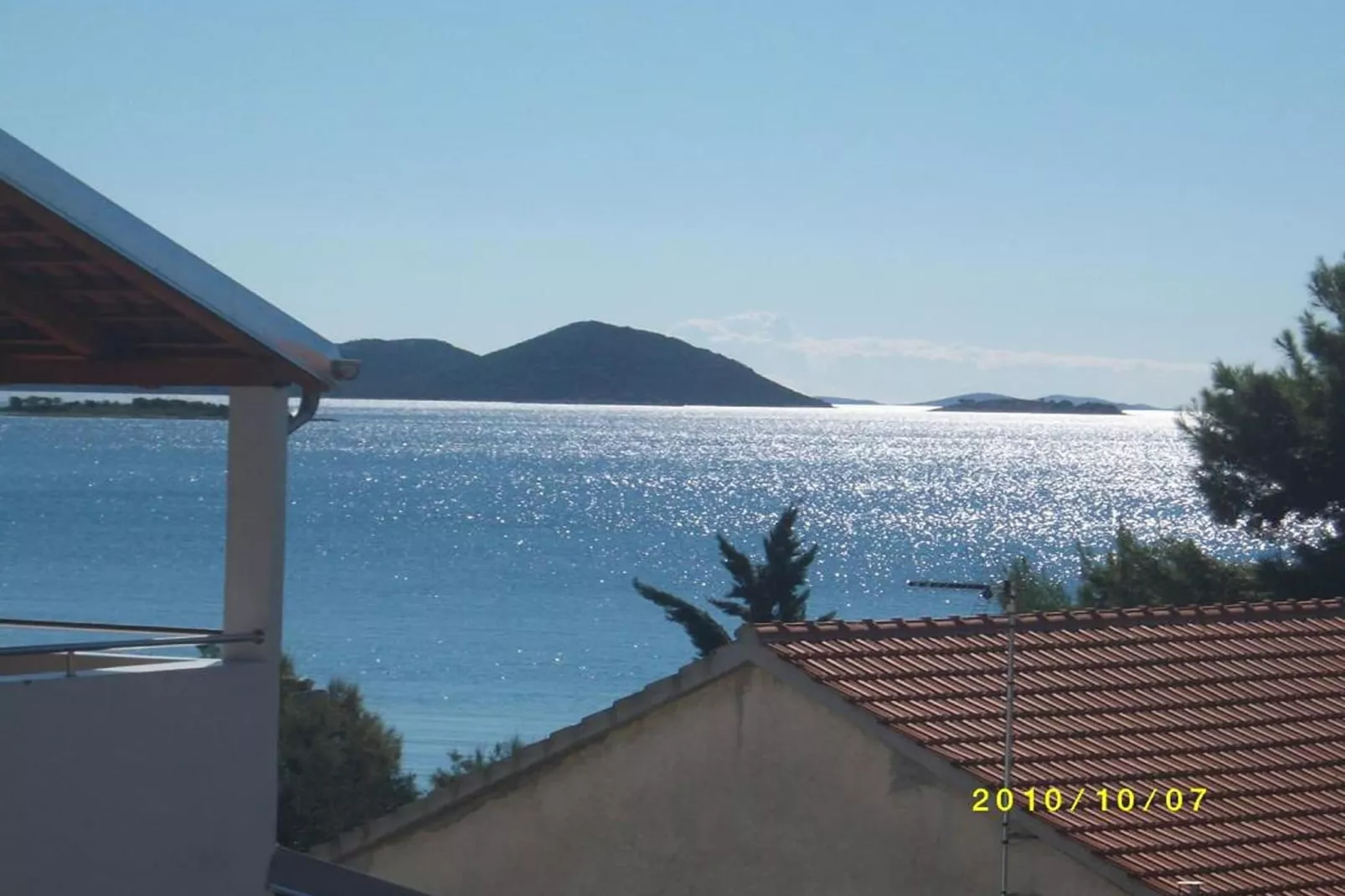 Apartments A&N Pakoštane - One Bedroom Apartment with Sea View and Balcony (A1)-Outdoor