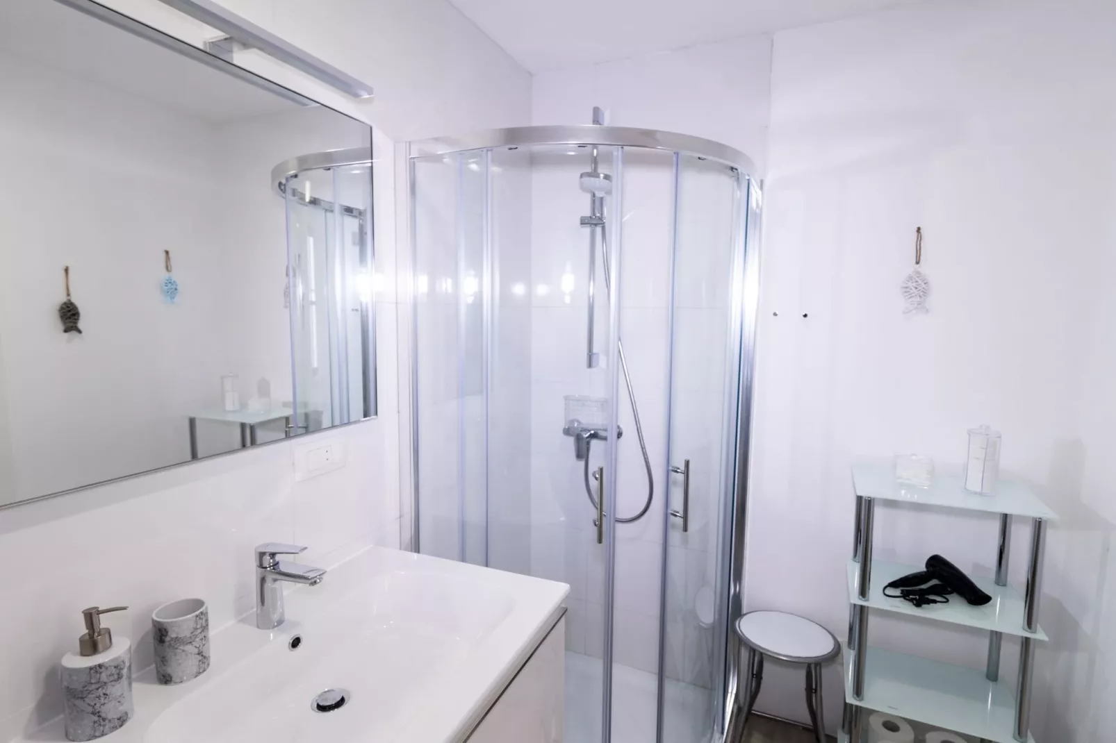 Piran Downtown Chic and Cozy Apartments - Standard One Bedroom Apartment (owner 3.S)-Bathroom