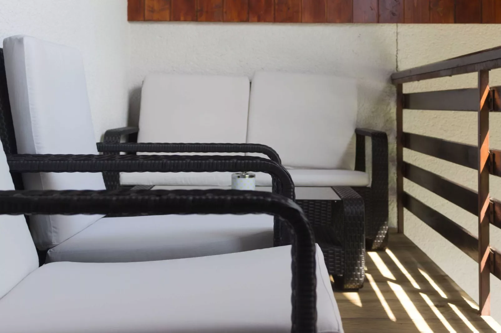 Cozy Holiday Home with Garden, BBQ, and Outdoor Dining Area in Rečica ob Savinji - Two Bedroom Apartment-Terrasse/Balkon