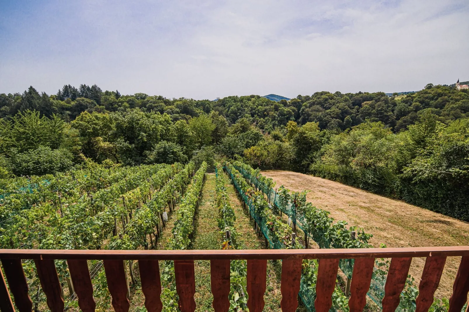 Harvest Horizon Holiday Home with Sauna - One Bedroom Holiday Home-Terrace balcony