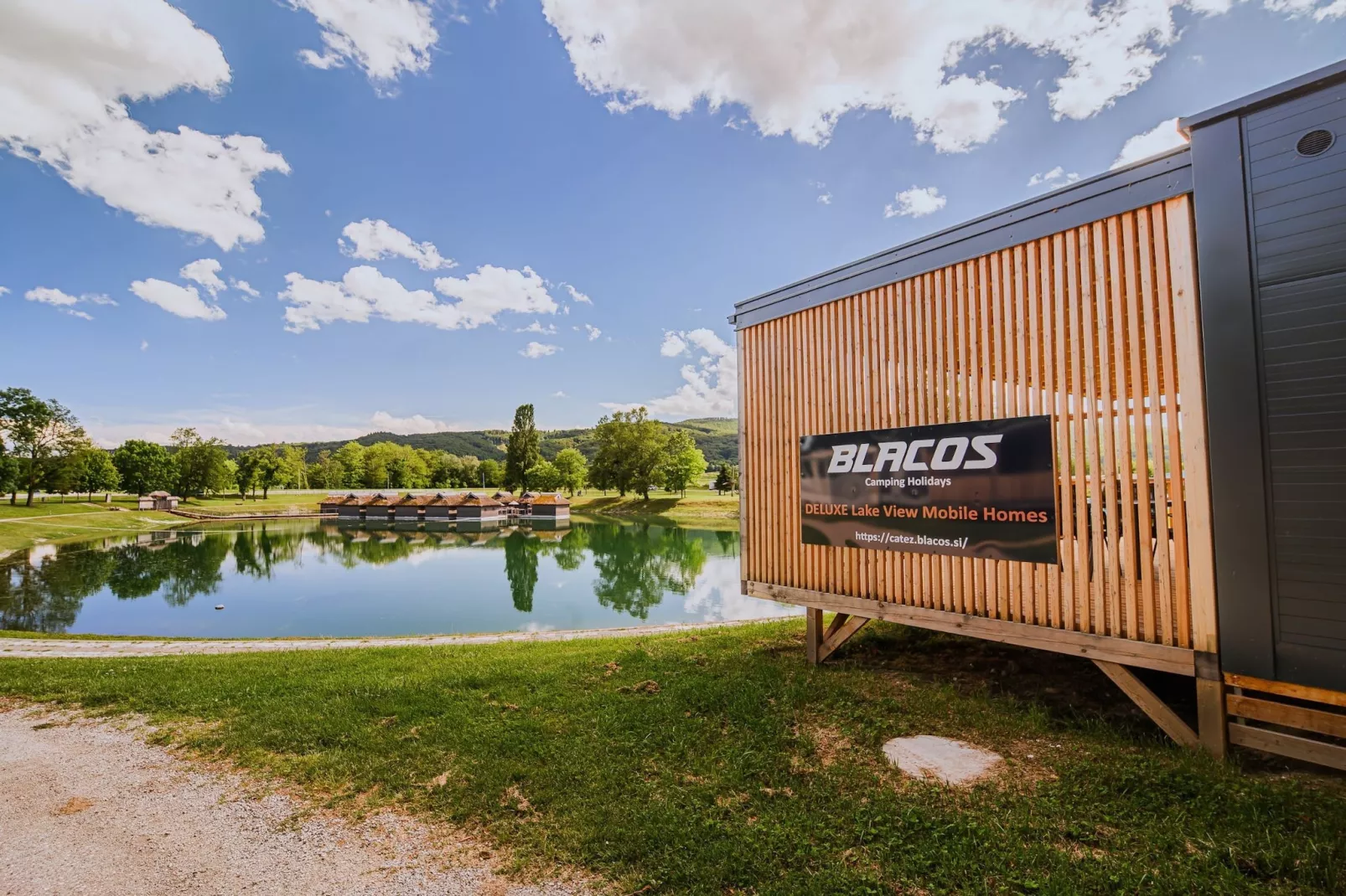 Lakeside Luxury Retreat Mobile Homes with Thermal Riviera Tickets - Three Bedroom Mobile Home 15\/019-Outdoor