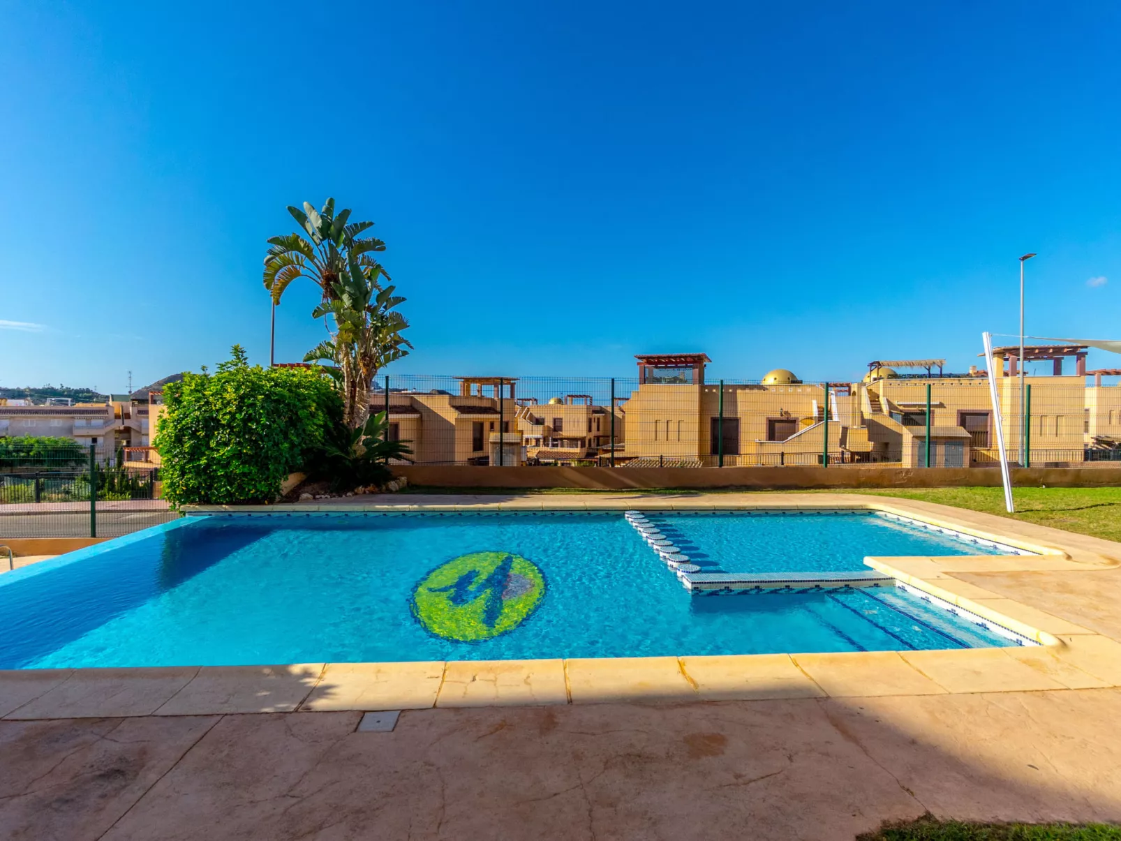 Collados Zieschang-Outside