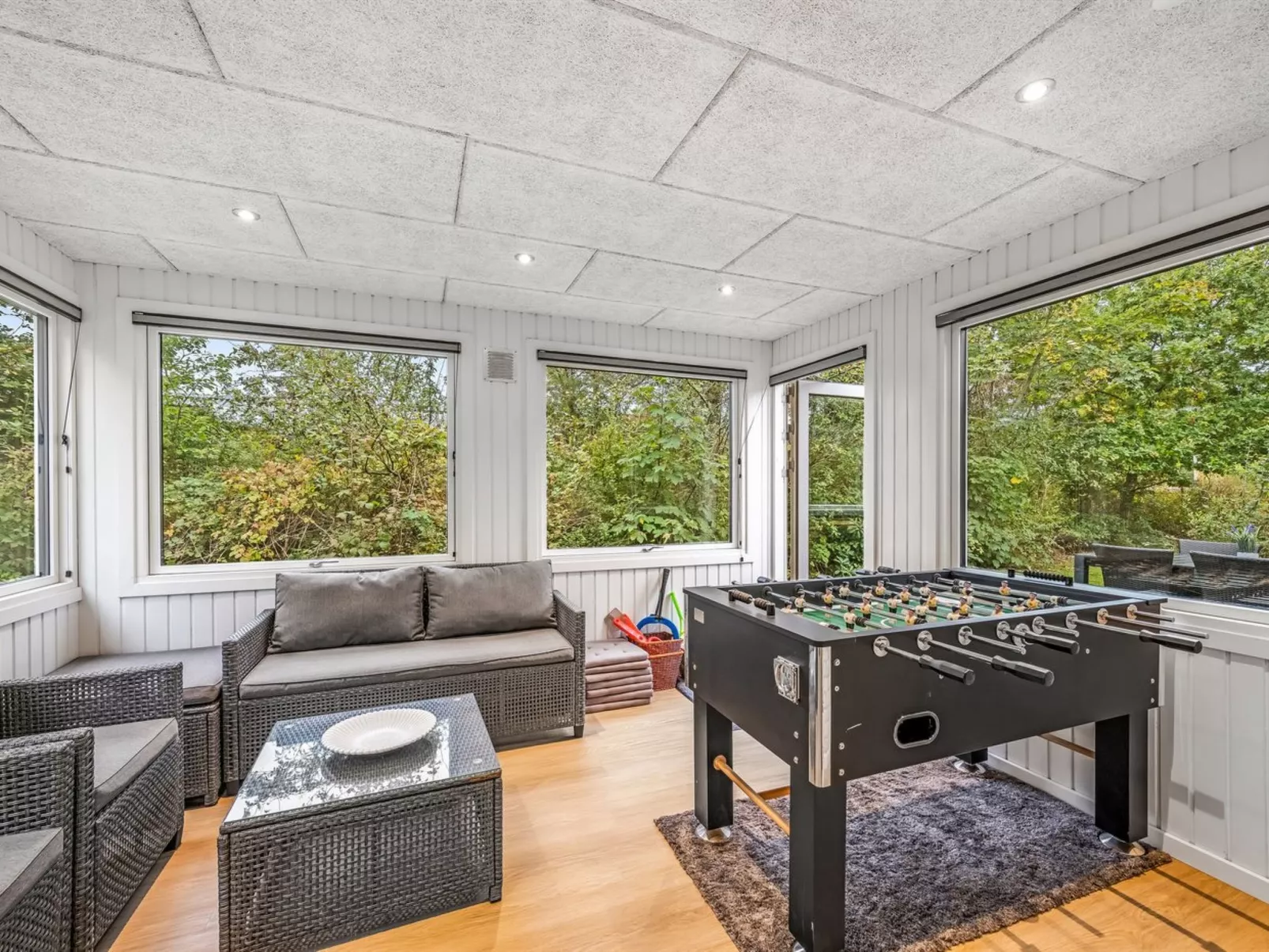 "Naia" - 300m to the fjord-Drinnen