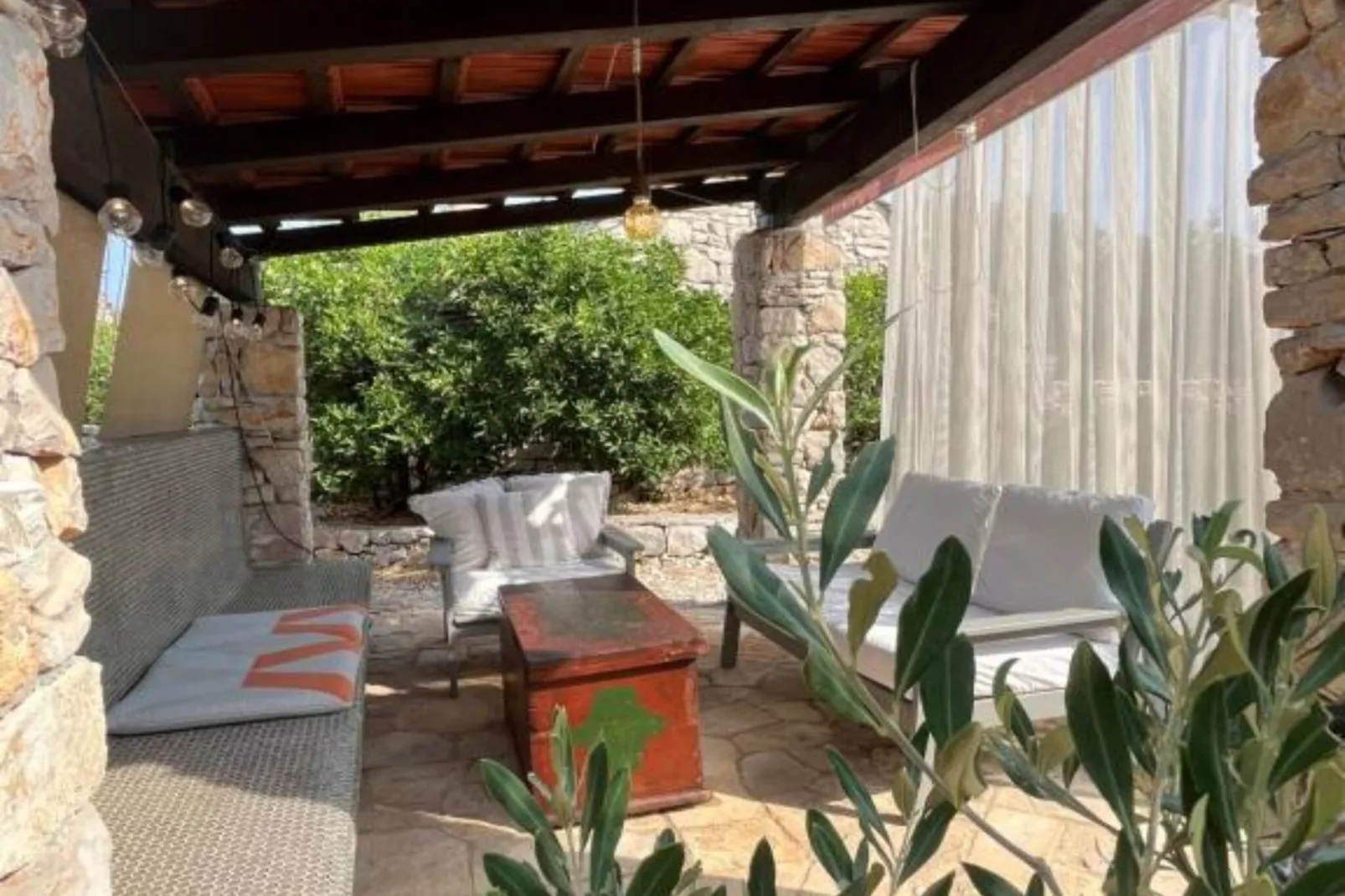 Romantic Stone House and Yard Near Stunning Beach - Two Bedroom Holiday Holiday Home  with  Patio and Terrace-Ambiente