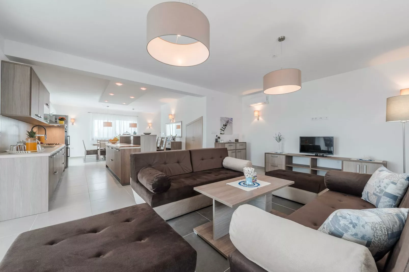 Luxury Escape with Swimming Pool & Modern Design -  Classic Four Bedroom Villa with Sea View and Private Pool ( Villa 3)-Salon