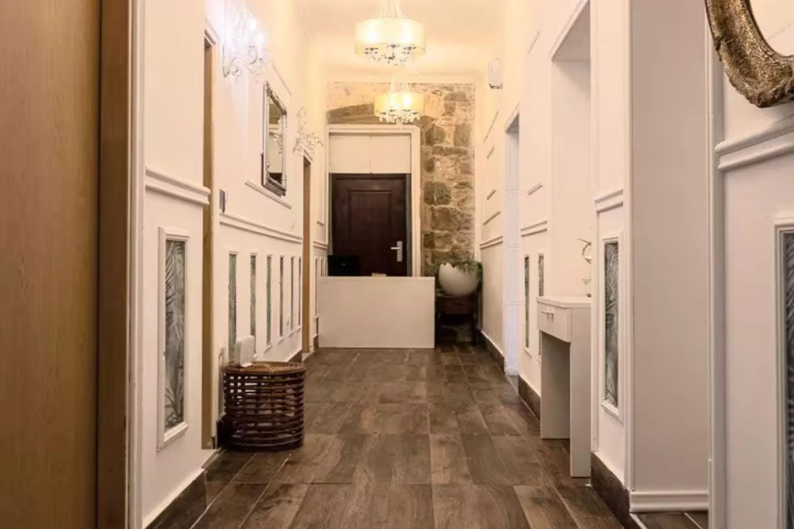 Six-bed room 1-Indoor