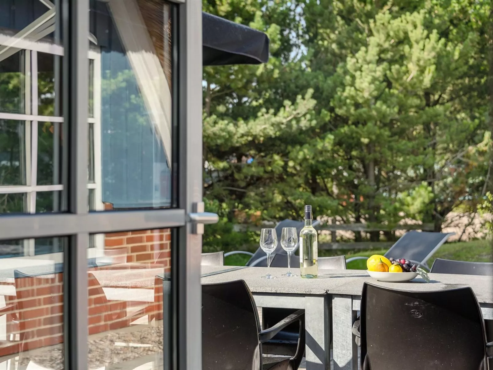 "Alvina" - 3.2km from the sea-Outside