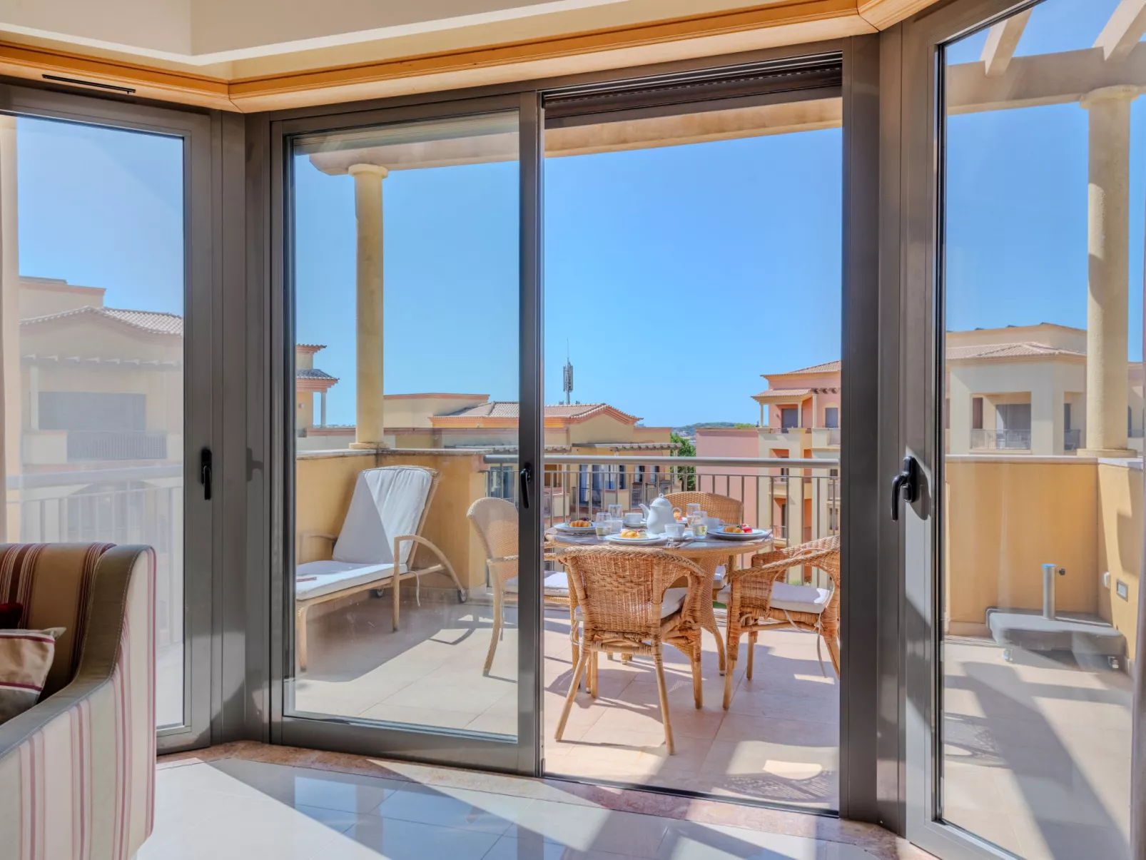 The Residence at Victoria-Inside