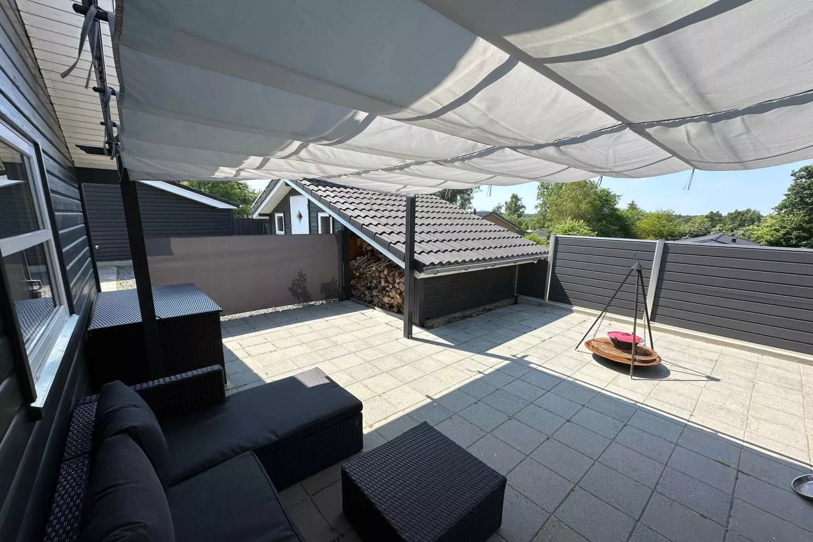 5 Sterne Ferienhaus in Fårvang-Im Freien