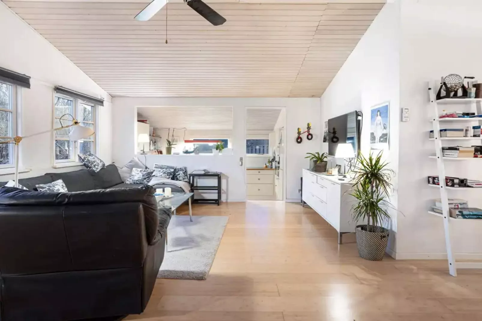 5 star holiday home in Dronningmølle-Indoor