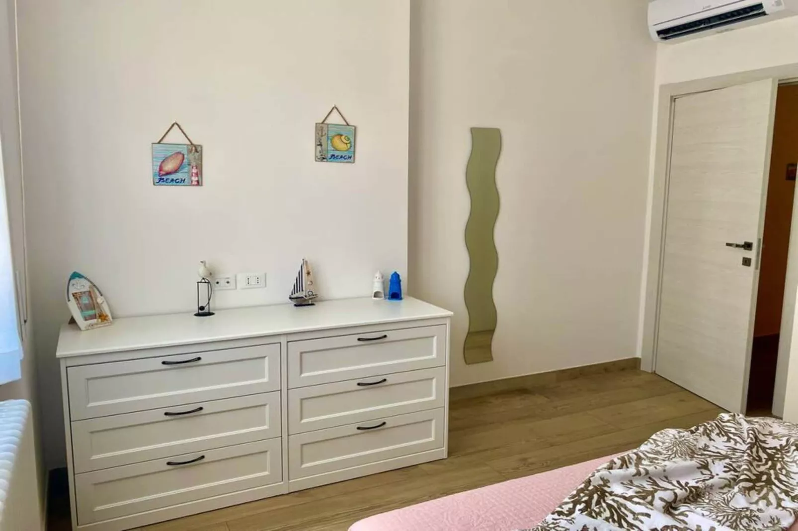 SP Portovenere 277-Bedroom