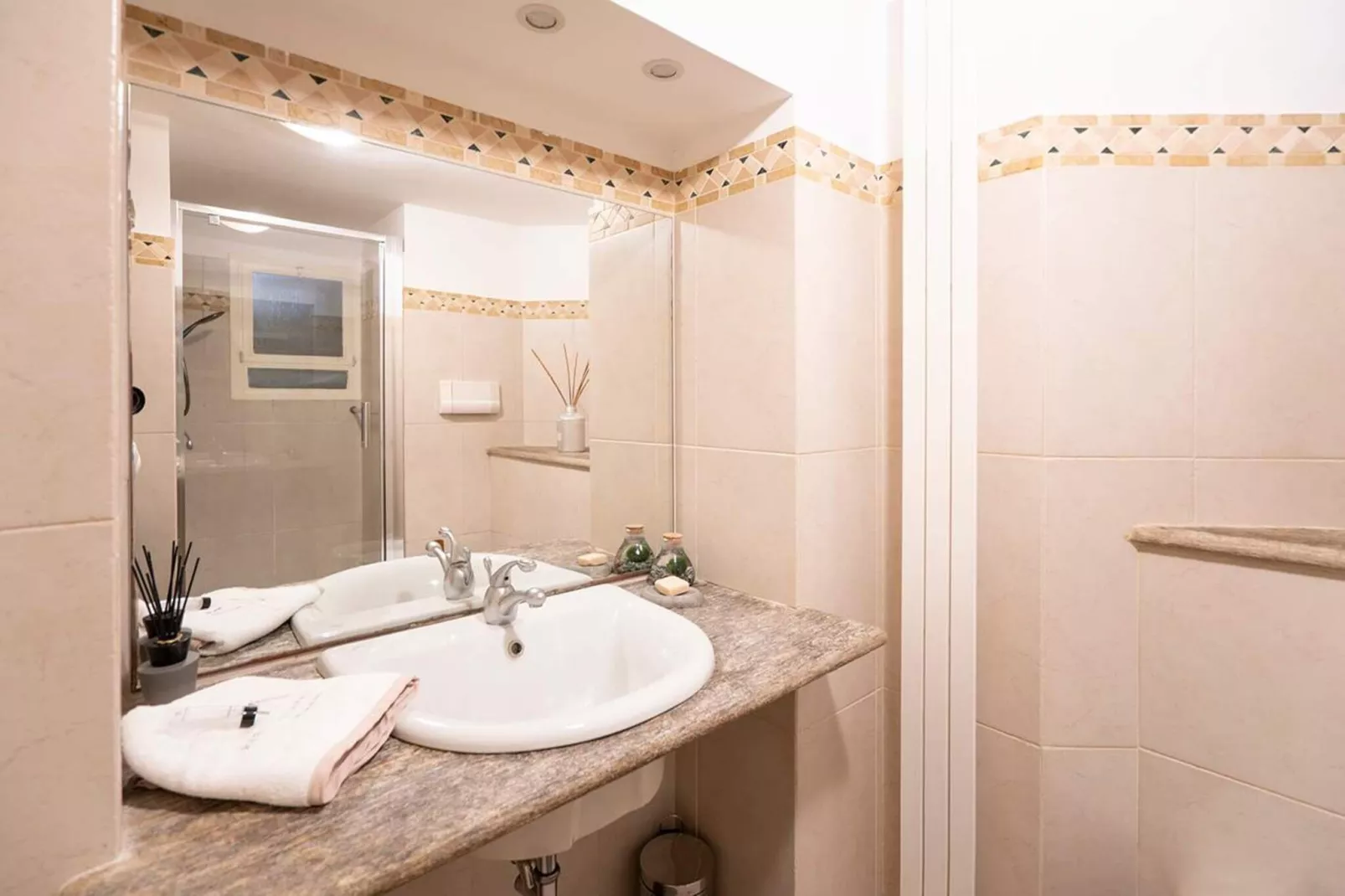 MI LAZZARO PALAZZI-Salle de bain