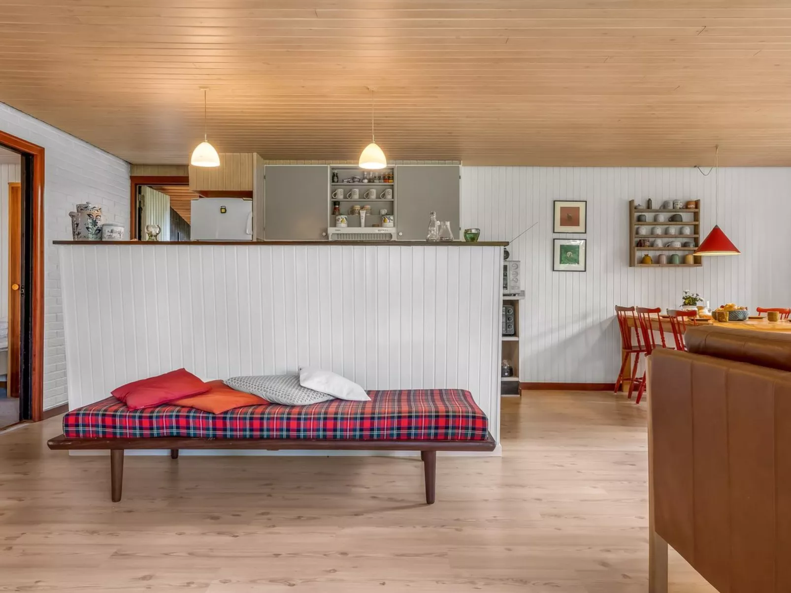 "Wenche" - 840m from the sea-Inside