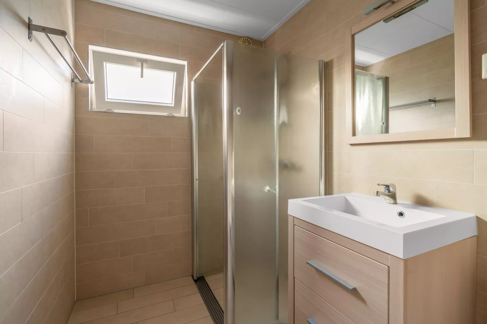 Stappeland 197-Badezimmer