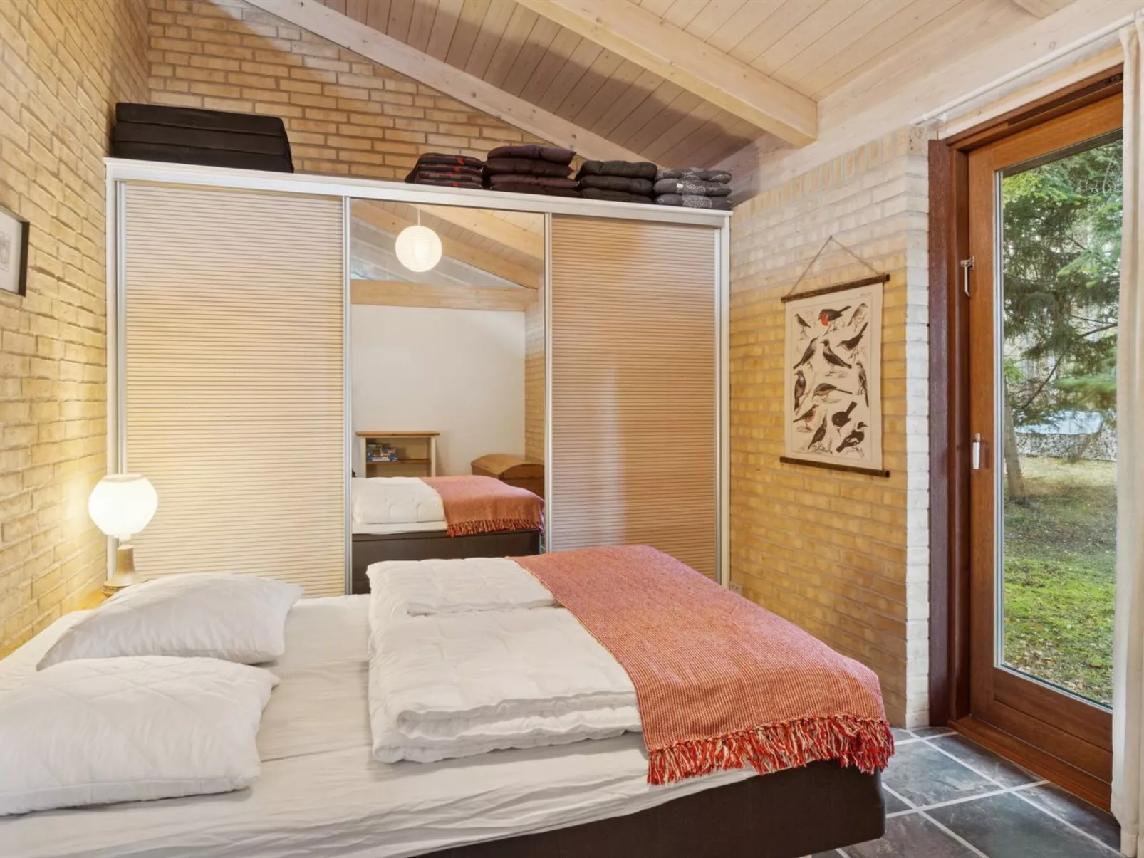 "Jorid" -  from the sea-Inside