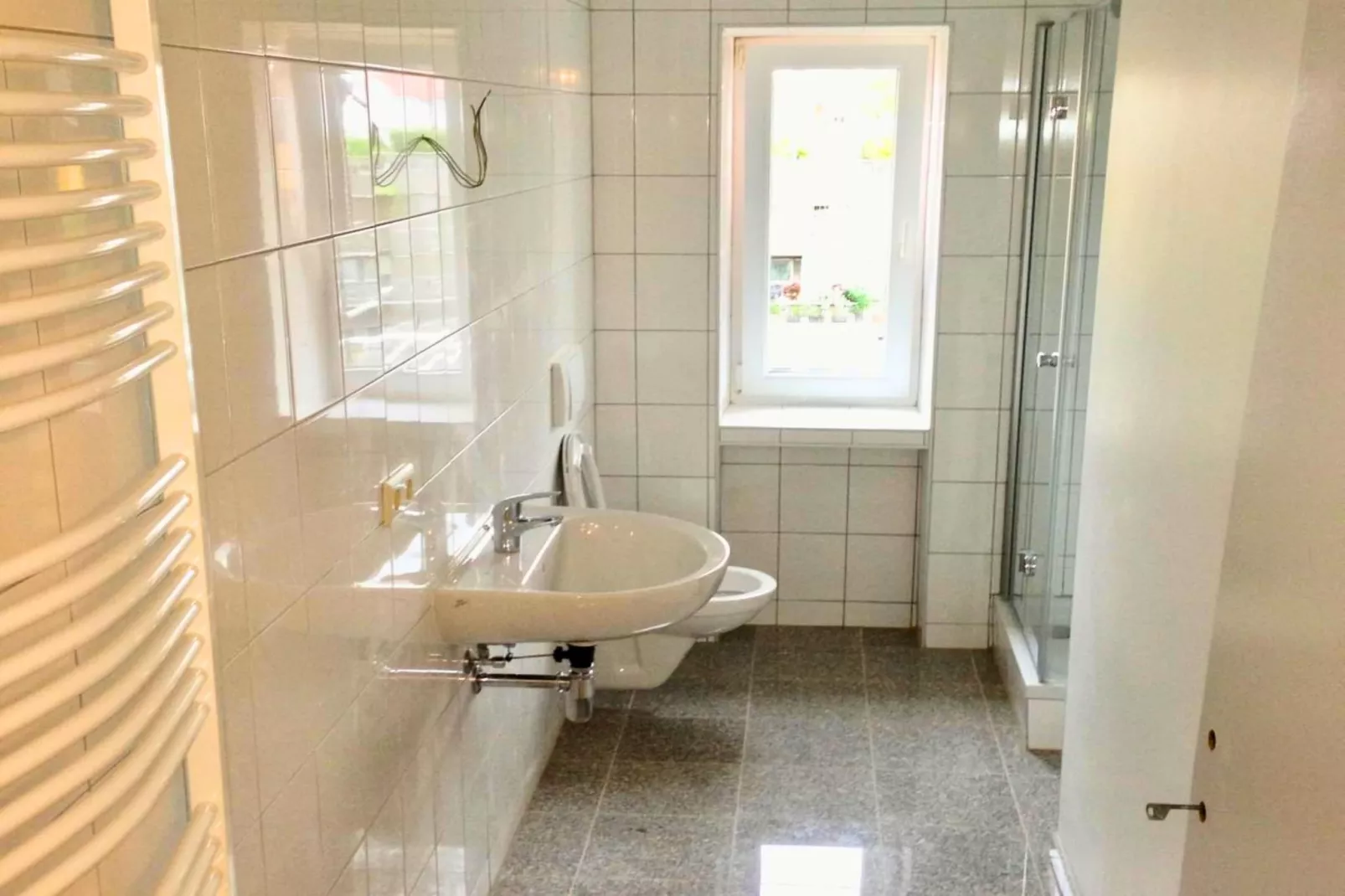MG Top 6 Apartment 2P in Graz-Salle de bain
