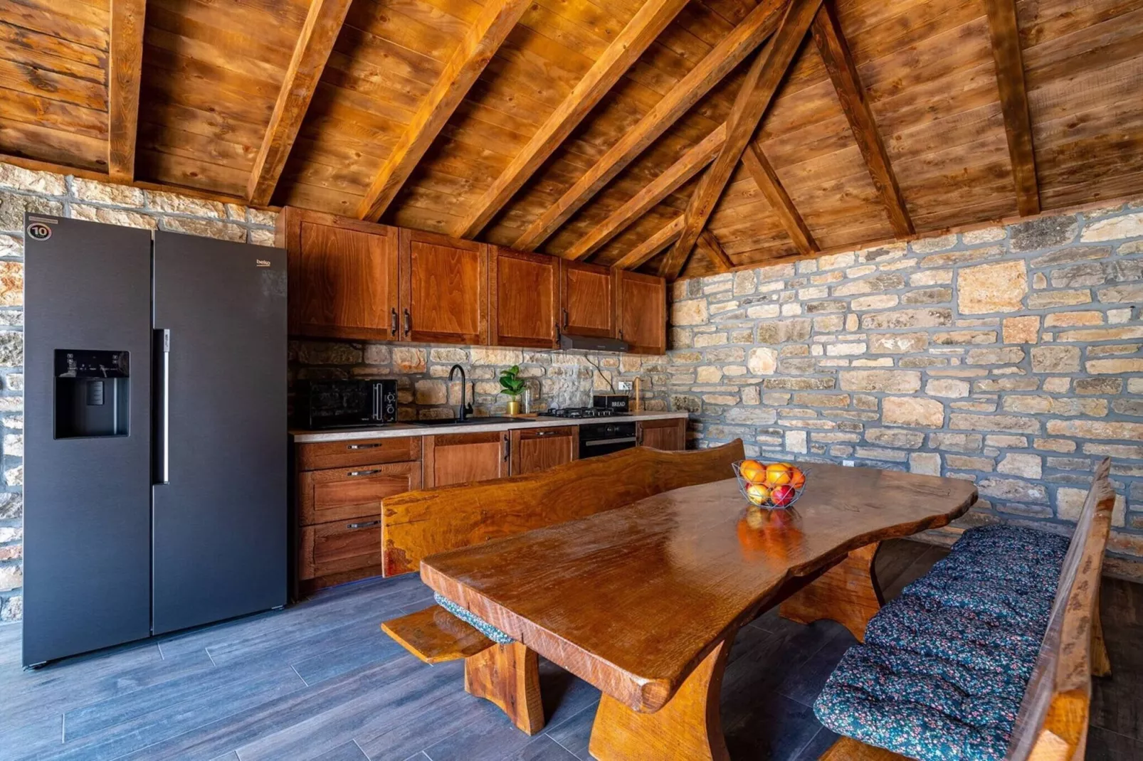 Luxury Villa Escape-Dining room