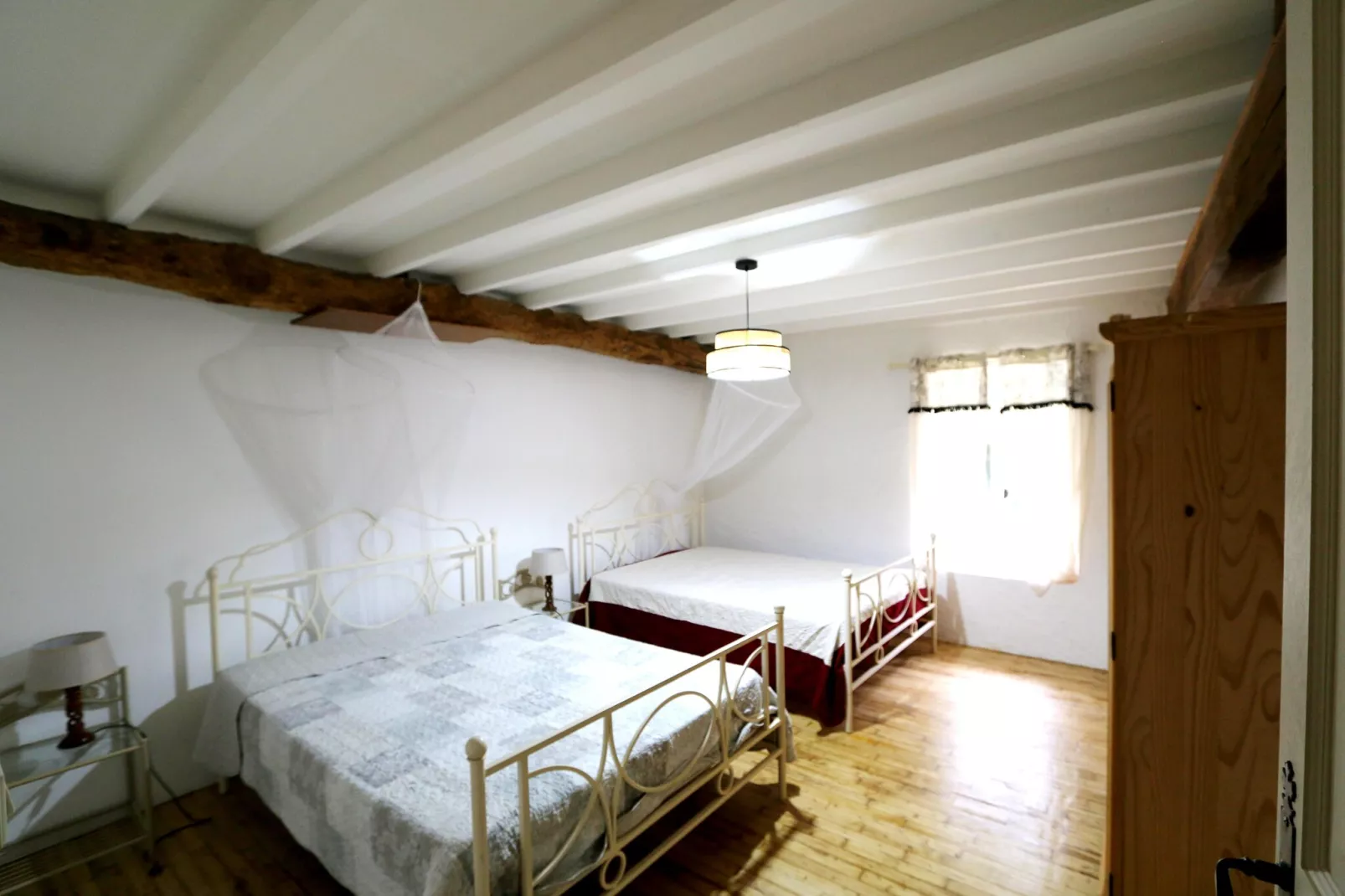 Gite Traban Bas-Bedroom