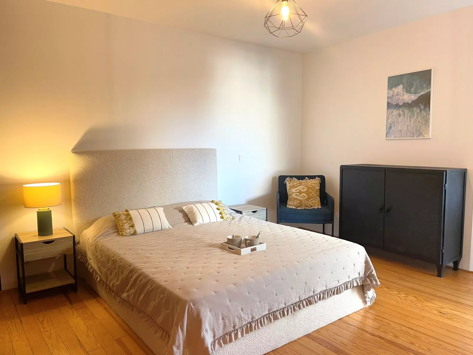 Côté Bassin-Drinnen