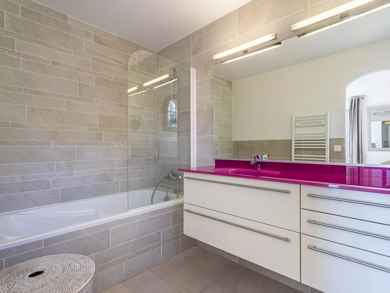 Villa du Canadel-Inside