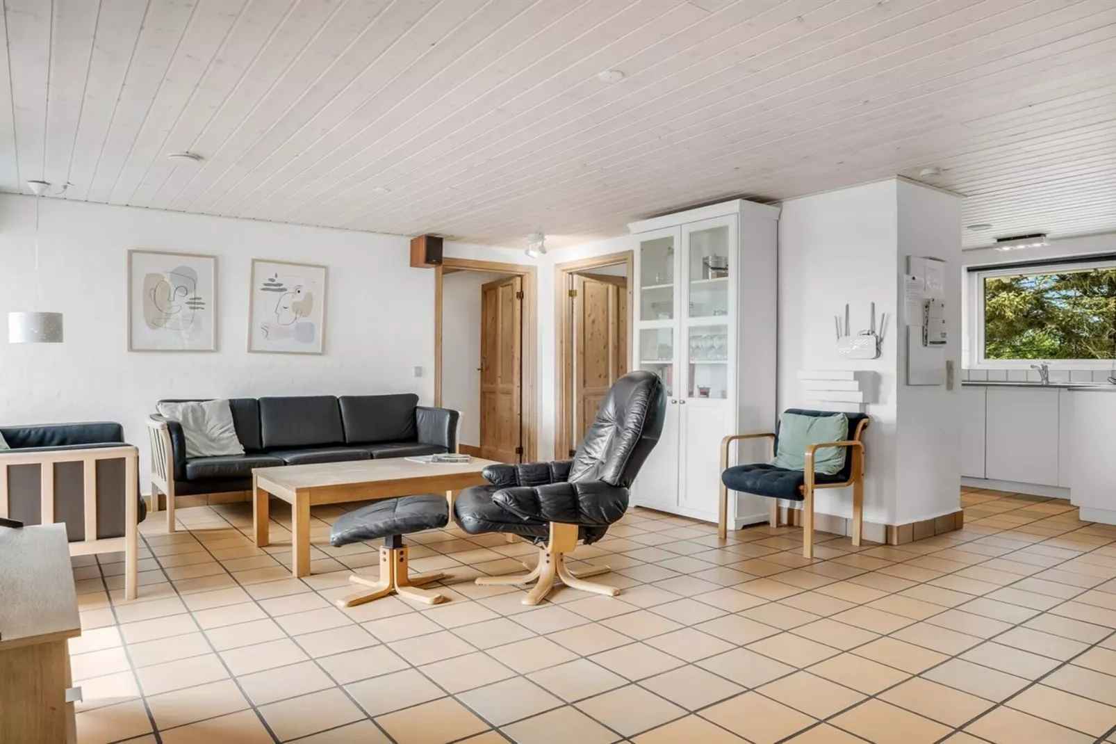 4 Sterne Ferienhaus in Harboøre-Innenbereich