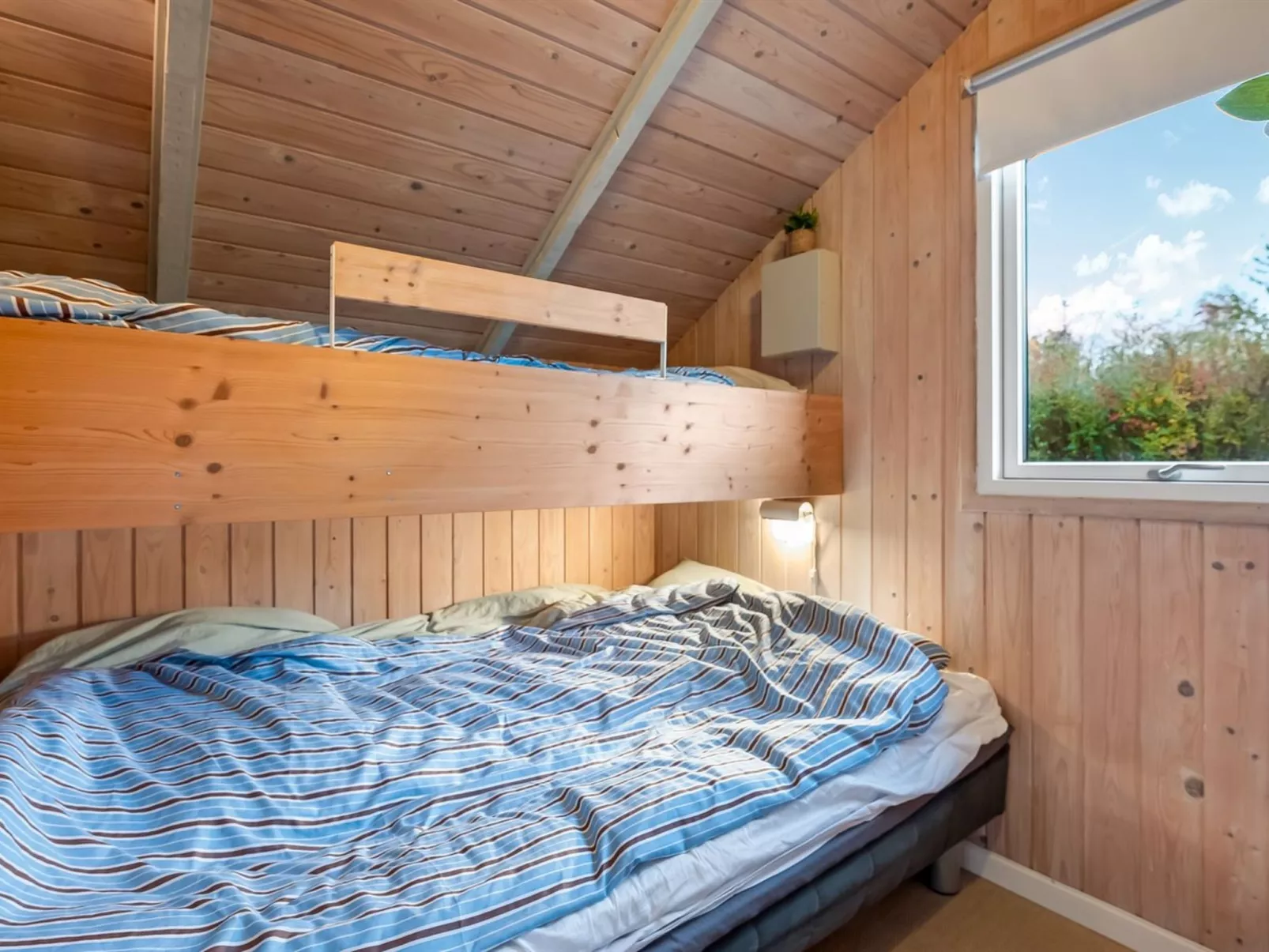 "Lenny" - 500m from the sea-Inside