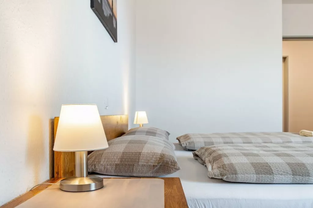 192073-Nicht zugeordnet