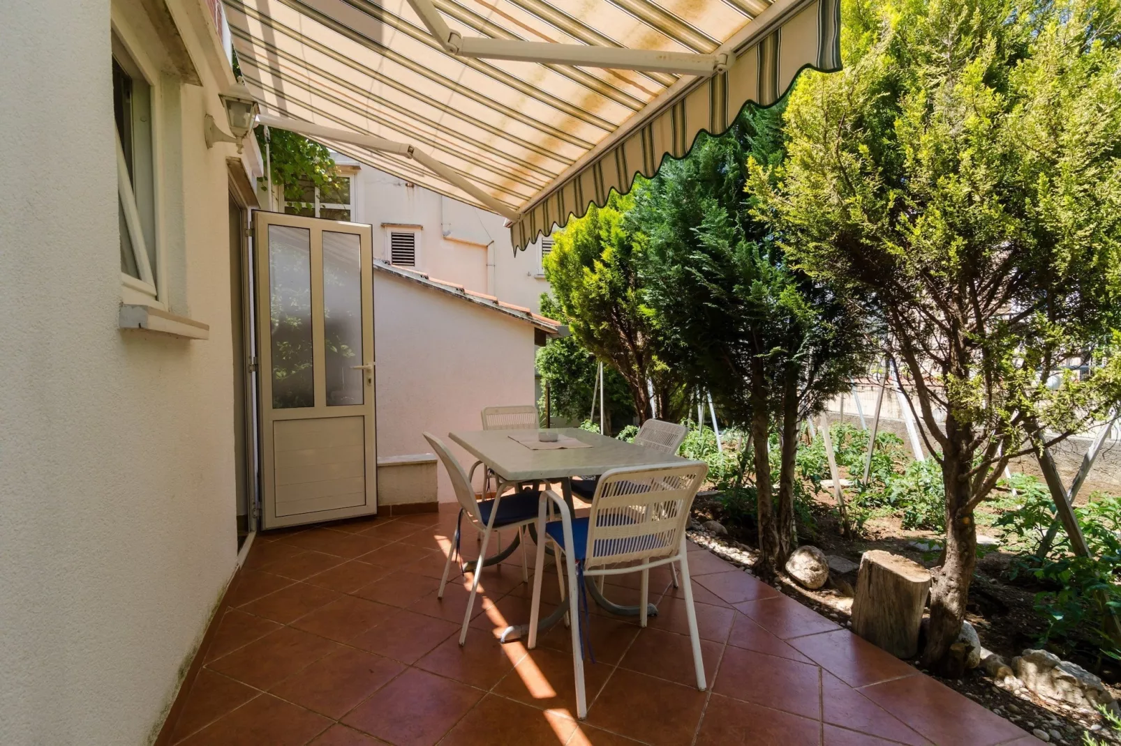 Apartment Olga - Studio Apartment with Terrace-Outdoor