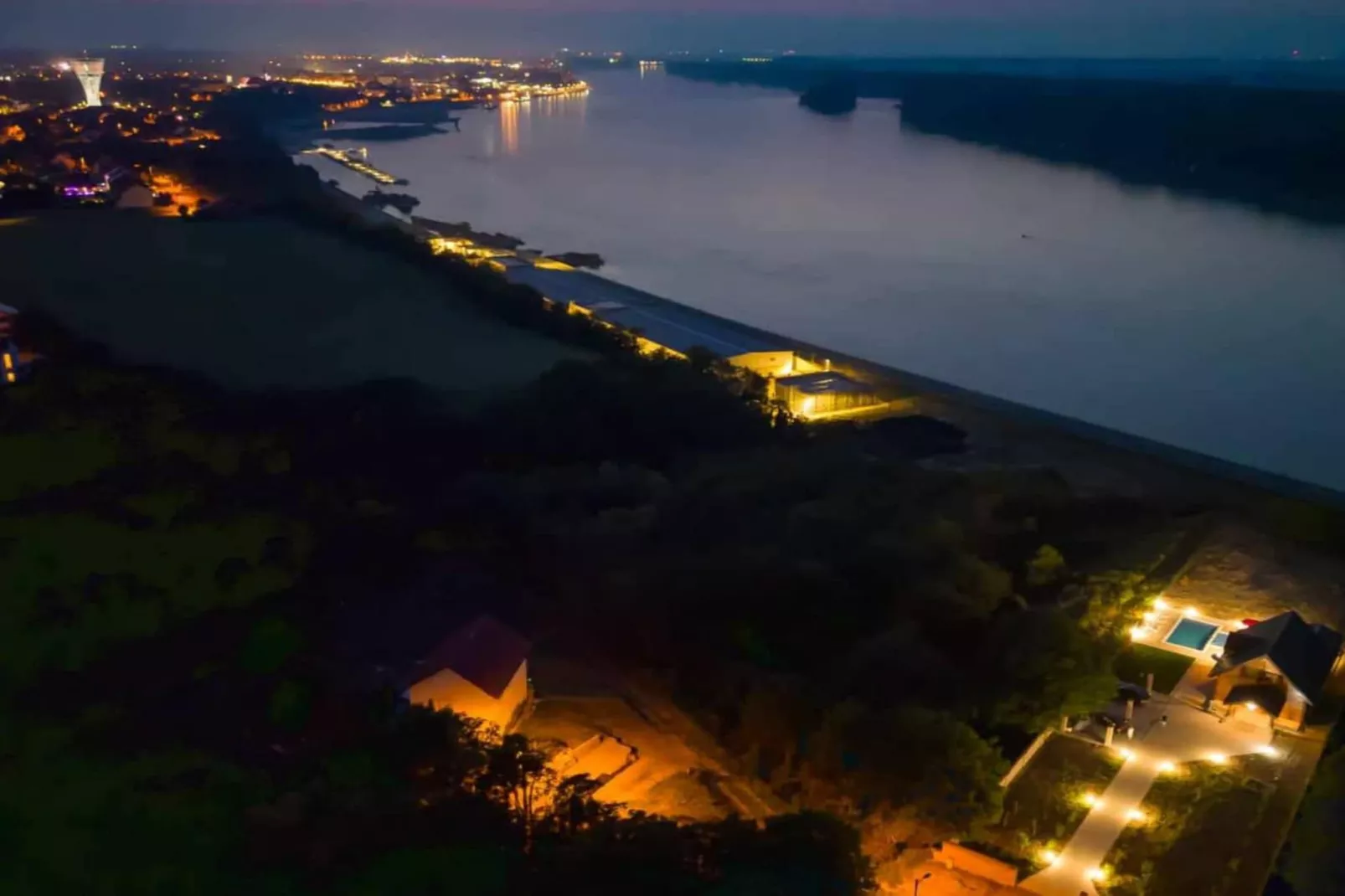 Wooden House Vučedol - Four bedroom villa-Outdoor