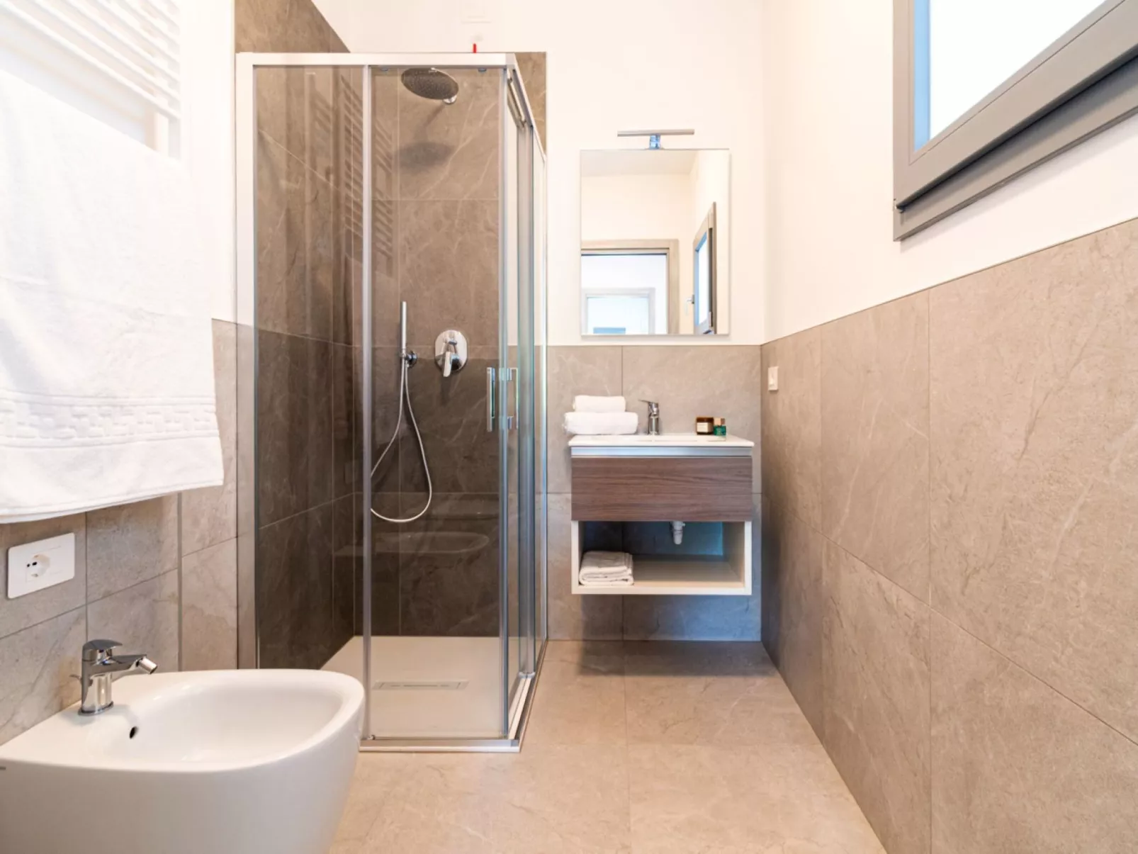 One Life Suites-Drinnen