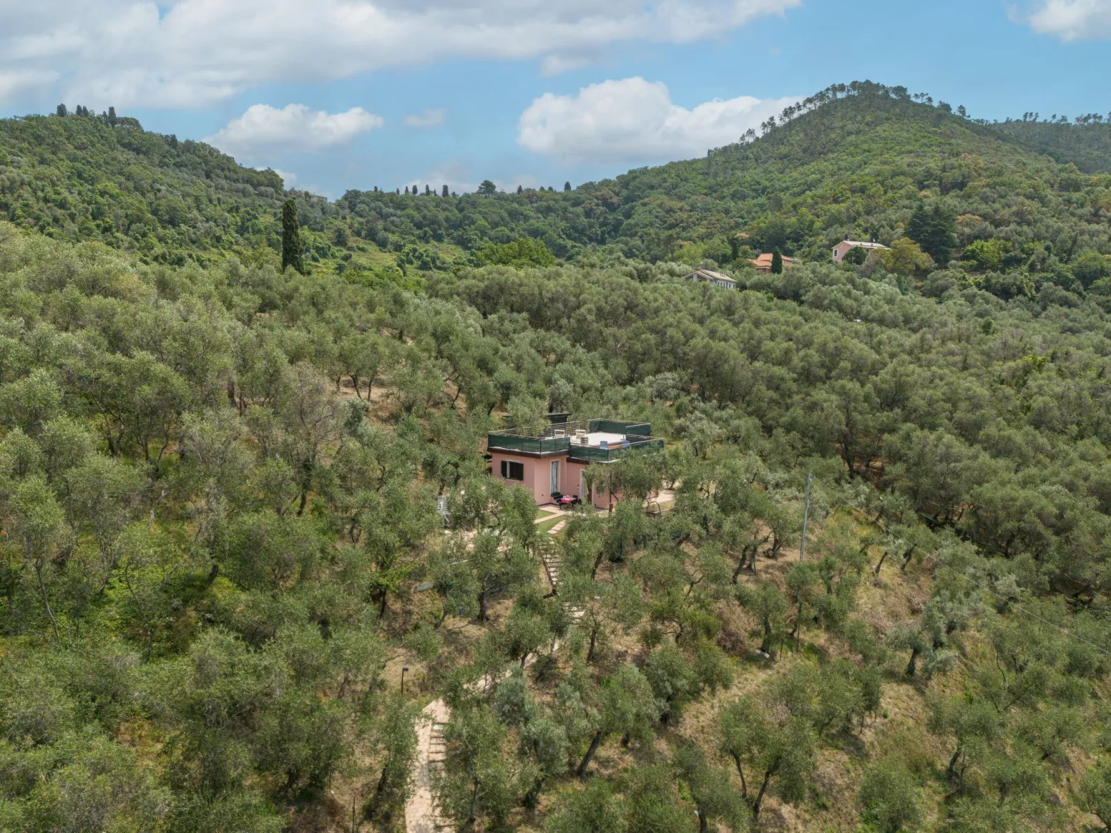 Villetta Linara-Outside