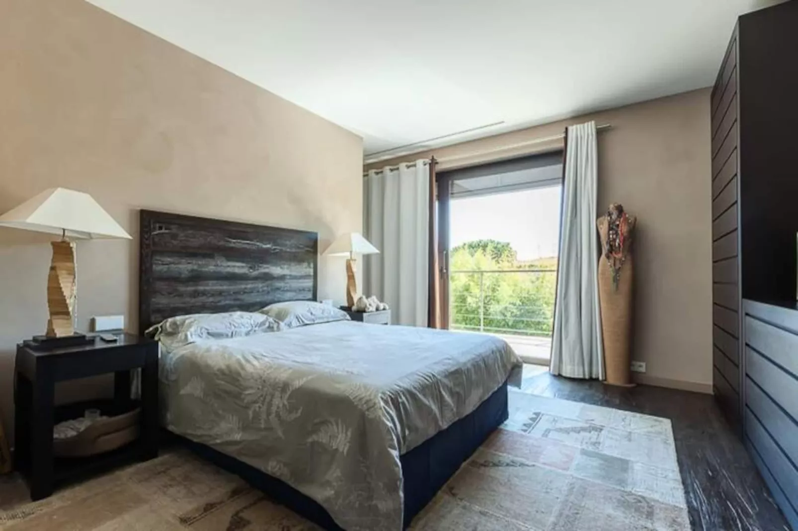 Résidence Villa En Domaine Priv&eacute; Avec Piscine Chauff&eacute;e-Non tagué