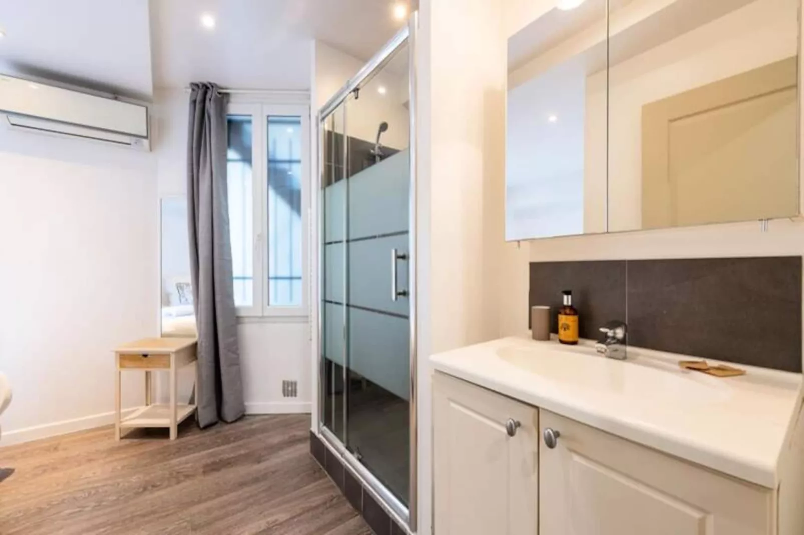 Résidence 2p Centre-ville Cannes Plages &agrave; Pied-Nicht zugeordnet