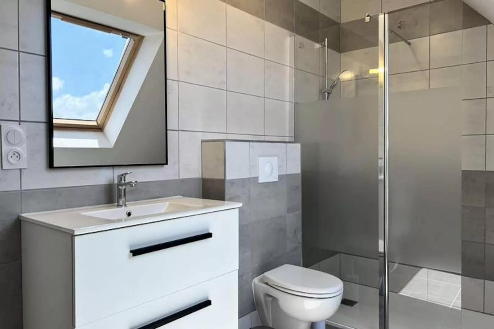 Résidence 306-frehel-Non tagué