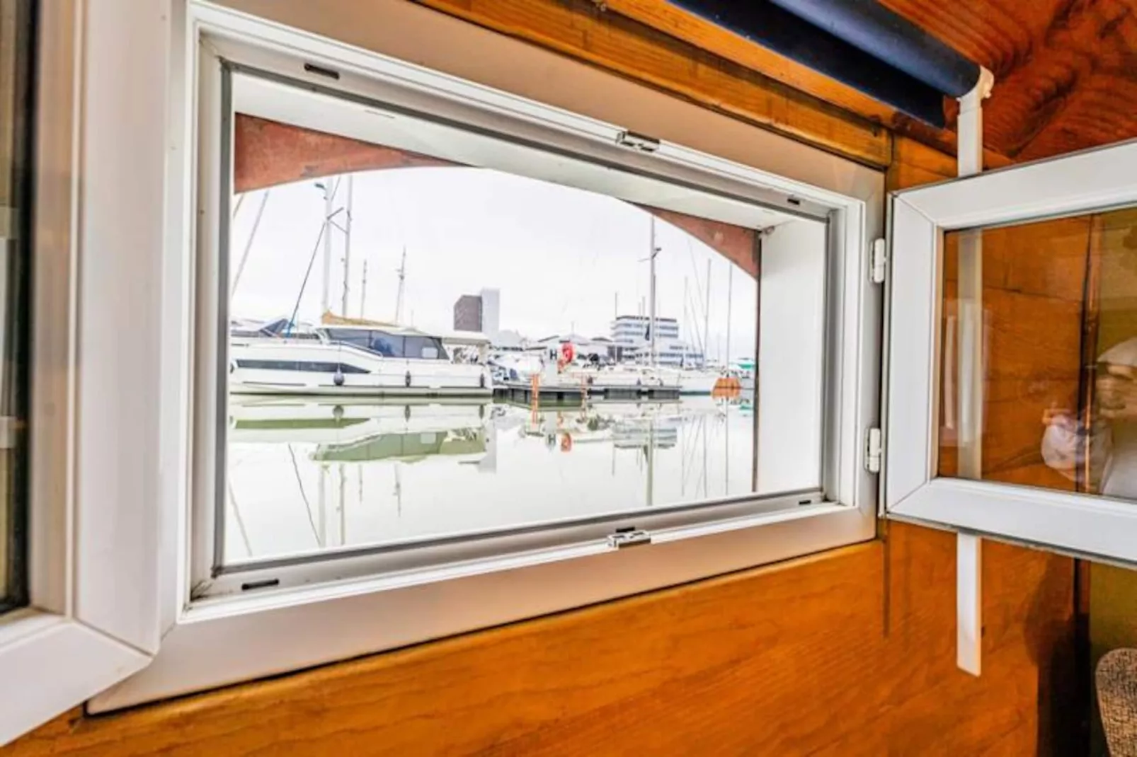 Grand Duplex Luxueux Sur La Péniche Petite Annick-Untagged