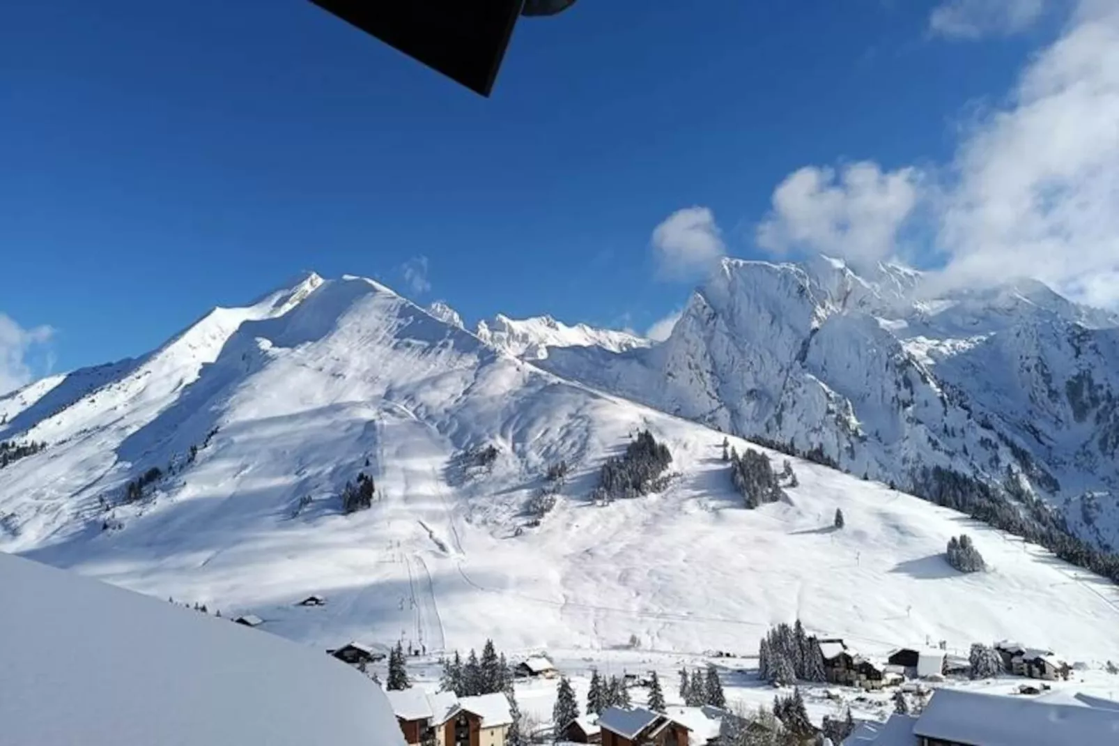 Slow Chalet Montblanc Soleil Sur Les Pistes Ascenseur Balcon, Vue, Parking-Untagged