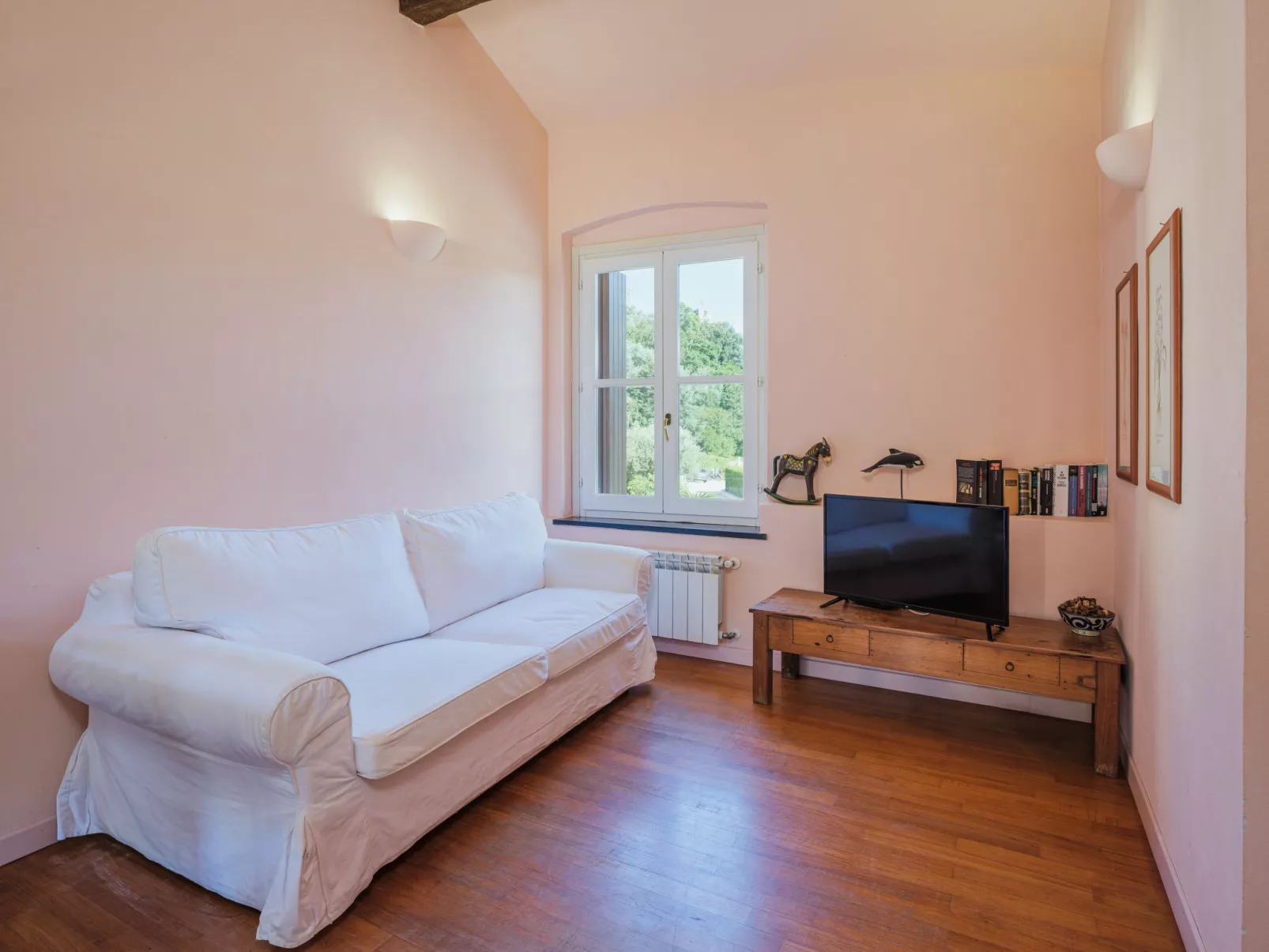 Casa della Dalcisa-Inside