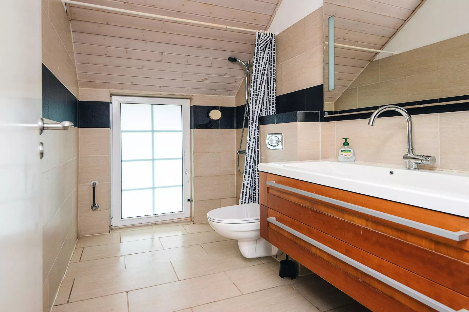 Luxury Retreat with Pool - By Traum Ferienwohnungen-Indoor