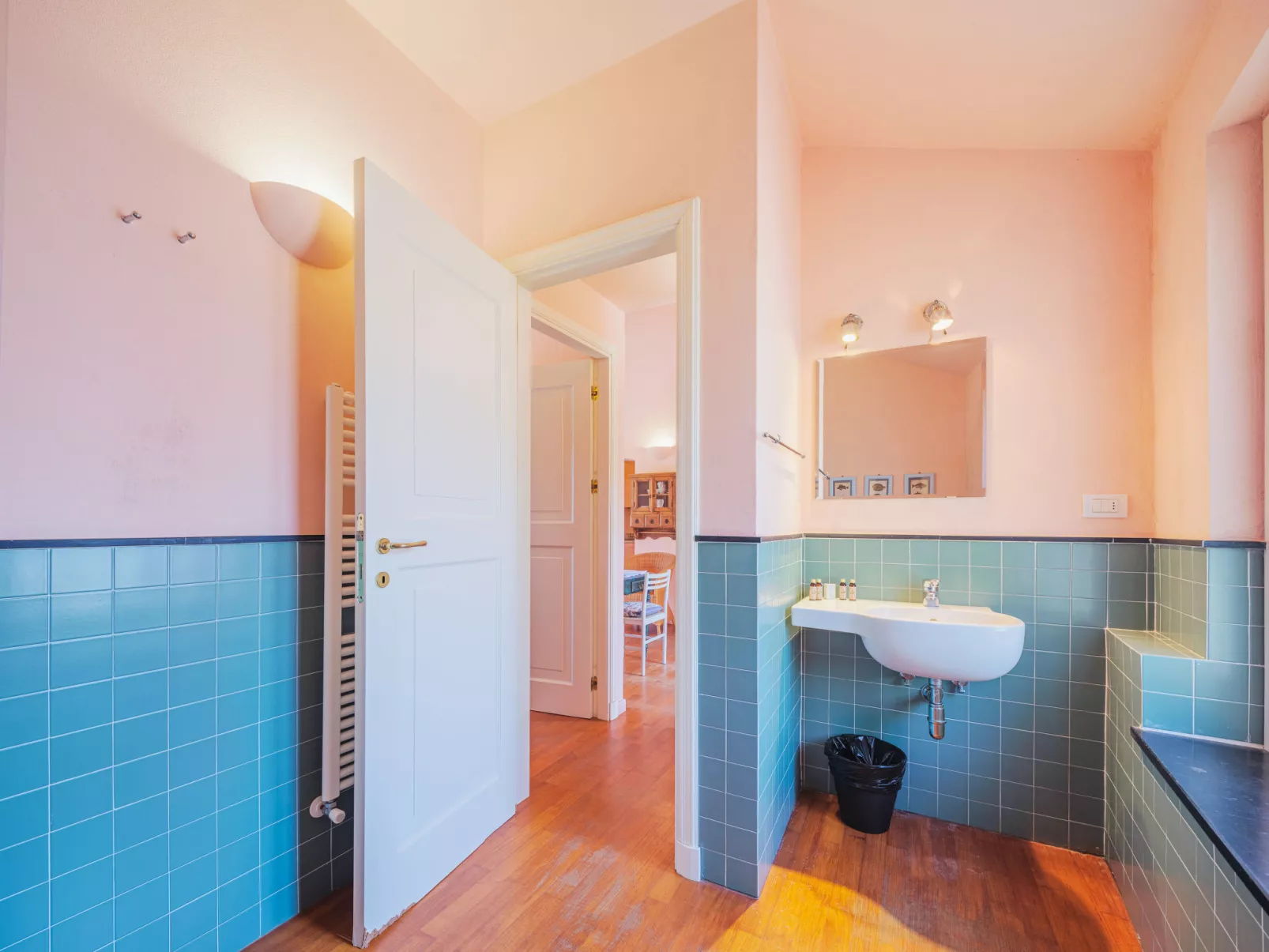 Casa della Dalcisa-Inside