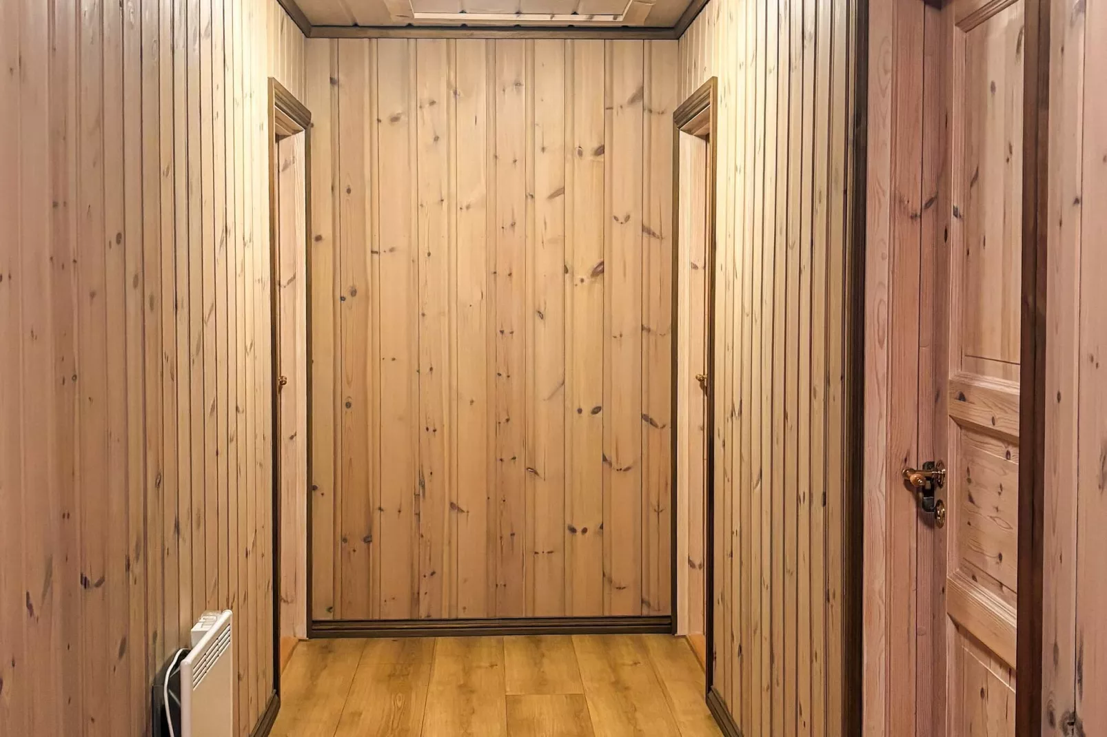 76409 TROLLHYTTA-Indoor