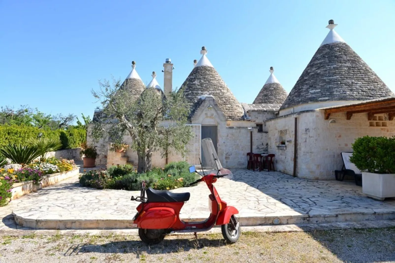 Holiday home Cisternino-Trullo Ulivo Antico-Extérieur été