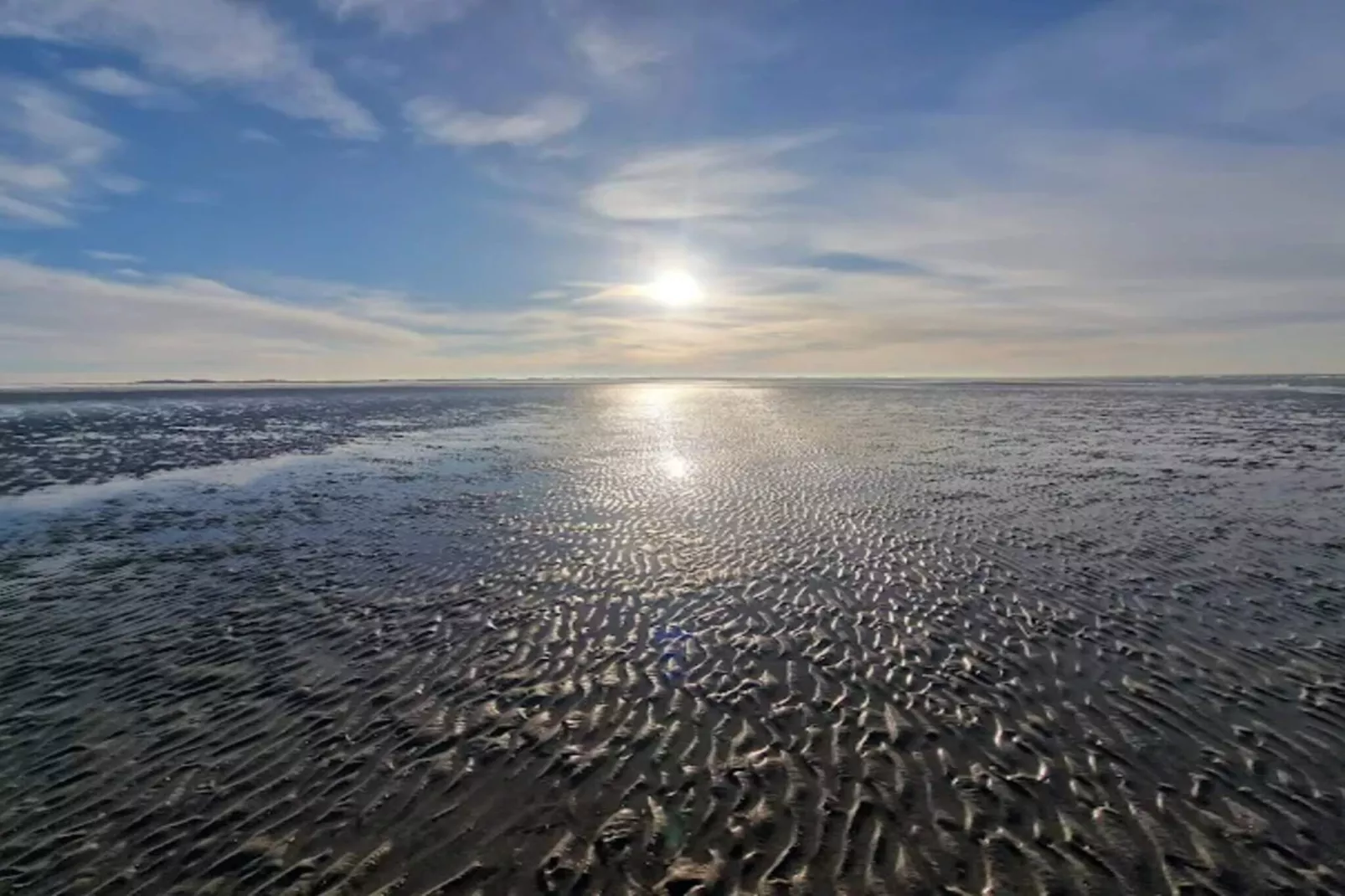 Luxury Retreat with Sauna - By Traum Ferienwohnungen-Water view