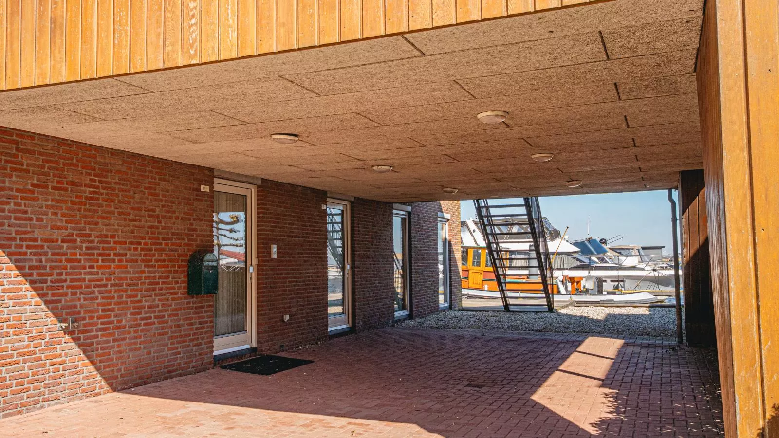 Penthouse-Außenbereich Sommer