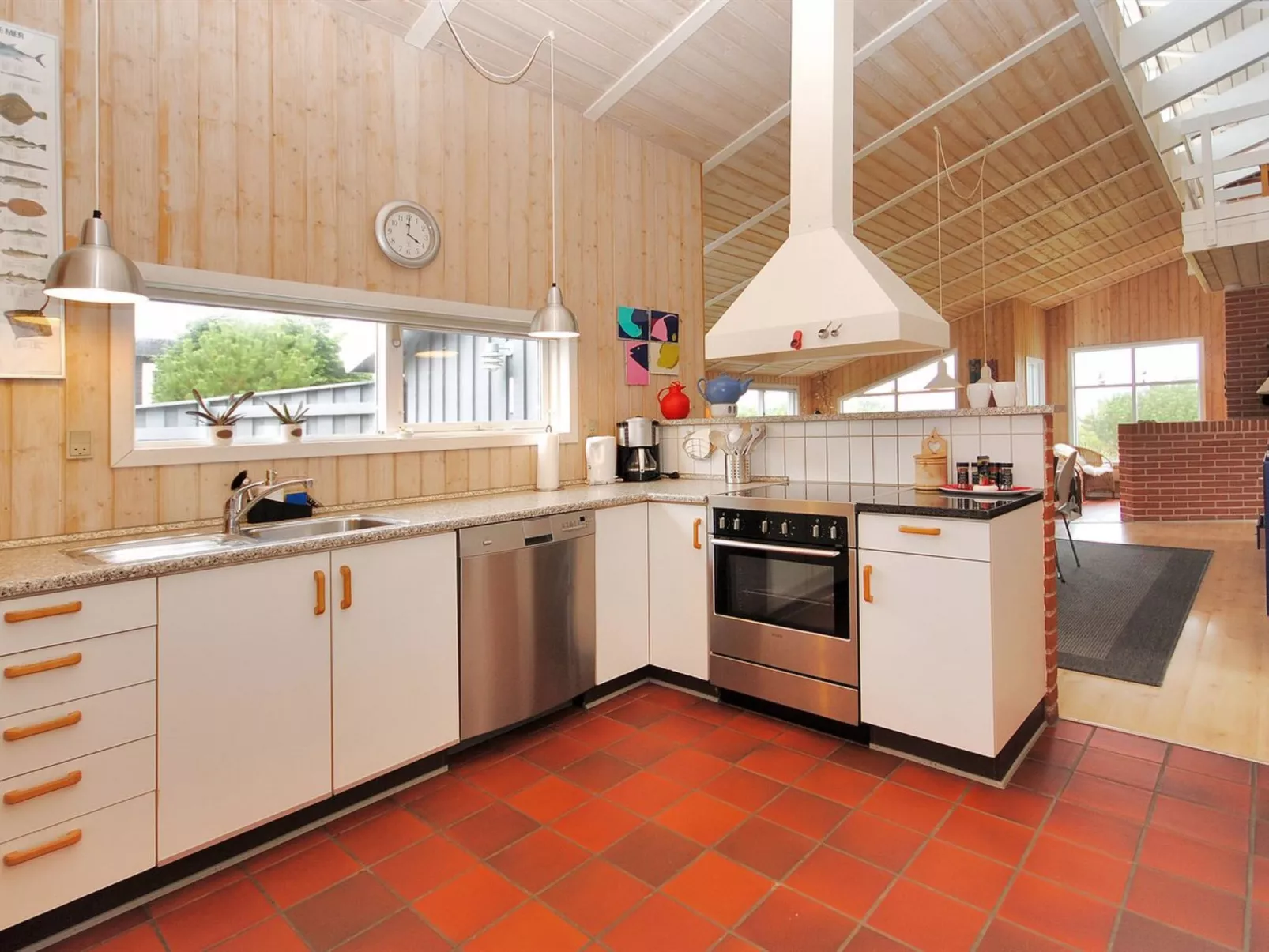 "Dode" - 225m from the sea-Inside