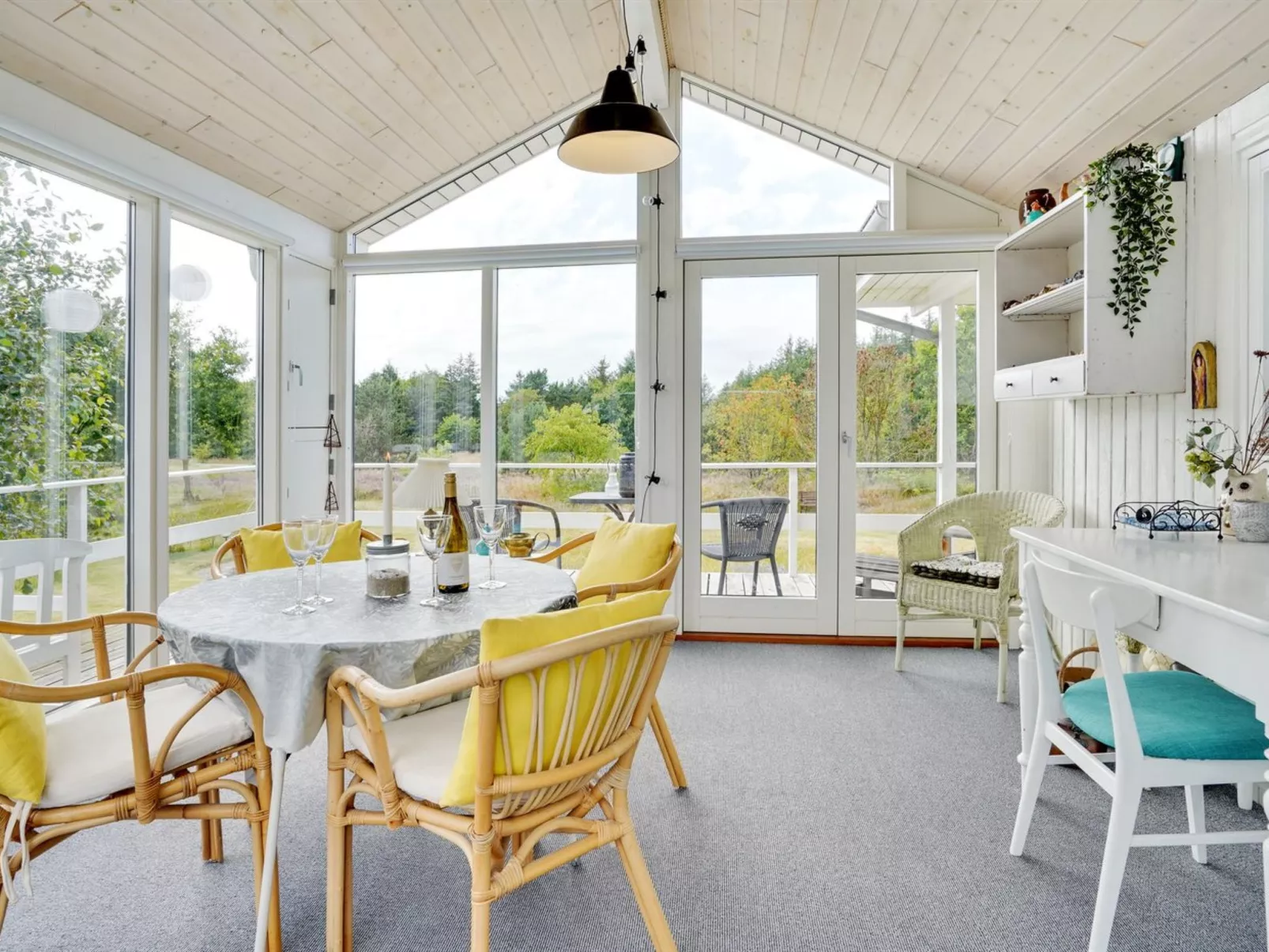 "Thersten" - 500m to the fjord-Inside