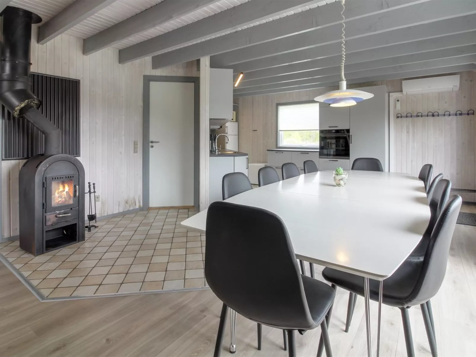 "Sunita" - 2.8km from the sea-Inside